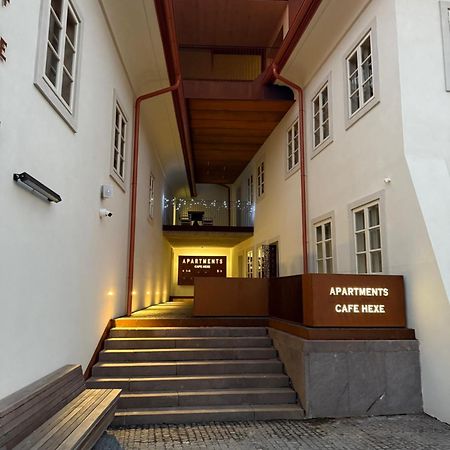 Apartments Cafe Hexe Братислава Экстерьер фото