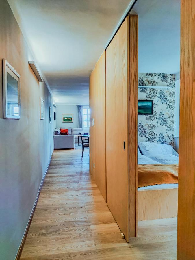 Apartments Cafe Hexe Братислава Экстерьер фото