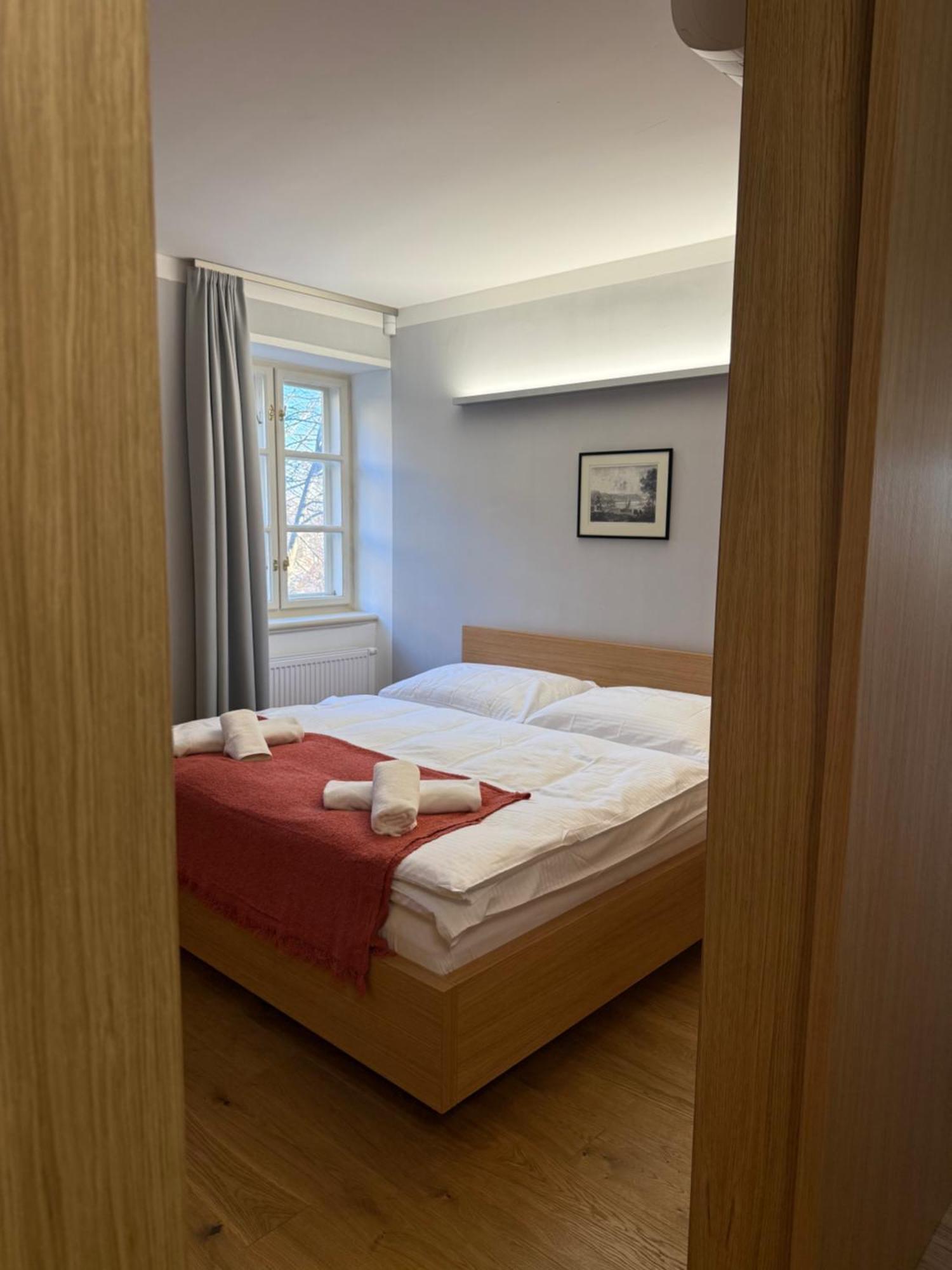 Apartments Cafe Hexe Братислава Экстерьер фото